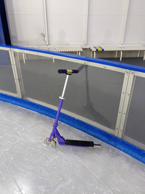 氷上キックボードの画像1